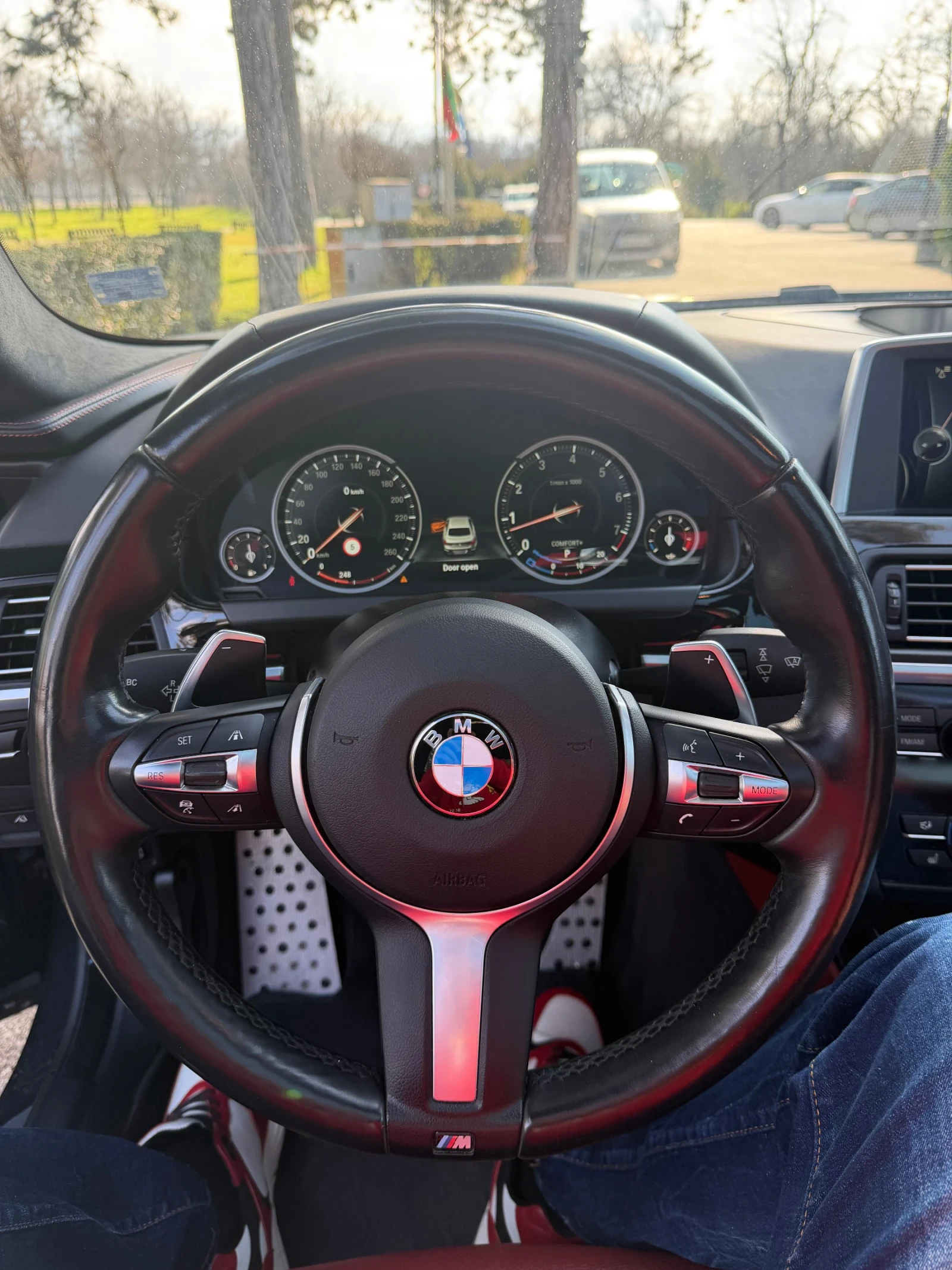 BMW 650 Уникат-77000км-FULL-TOP-TOP-TOP!!!!, снимка 6 - Автомобили и джипове - 53726126