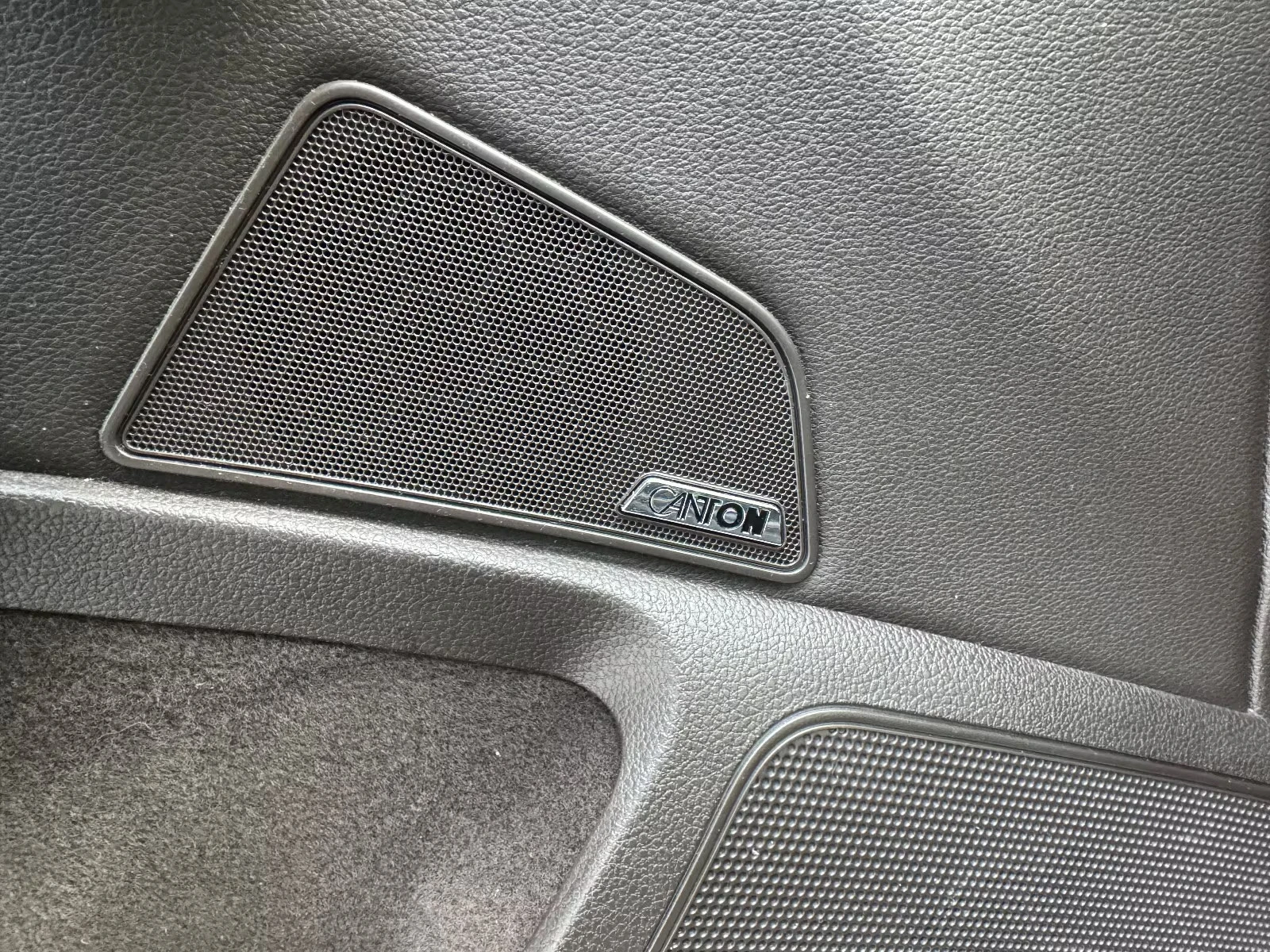 Skoda Superb 2.0TSI 4x4 L&K MASSAGE Pano KAM KeyGO ������ CANTO | Mobile.bg � ����������� 12