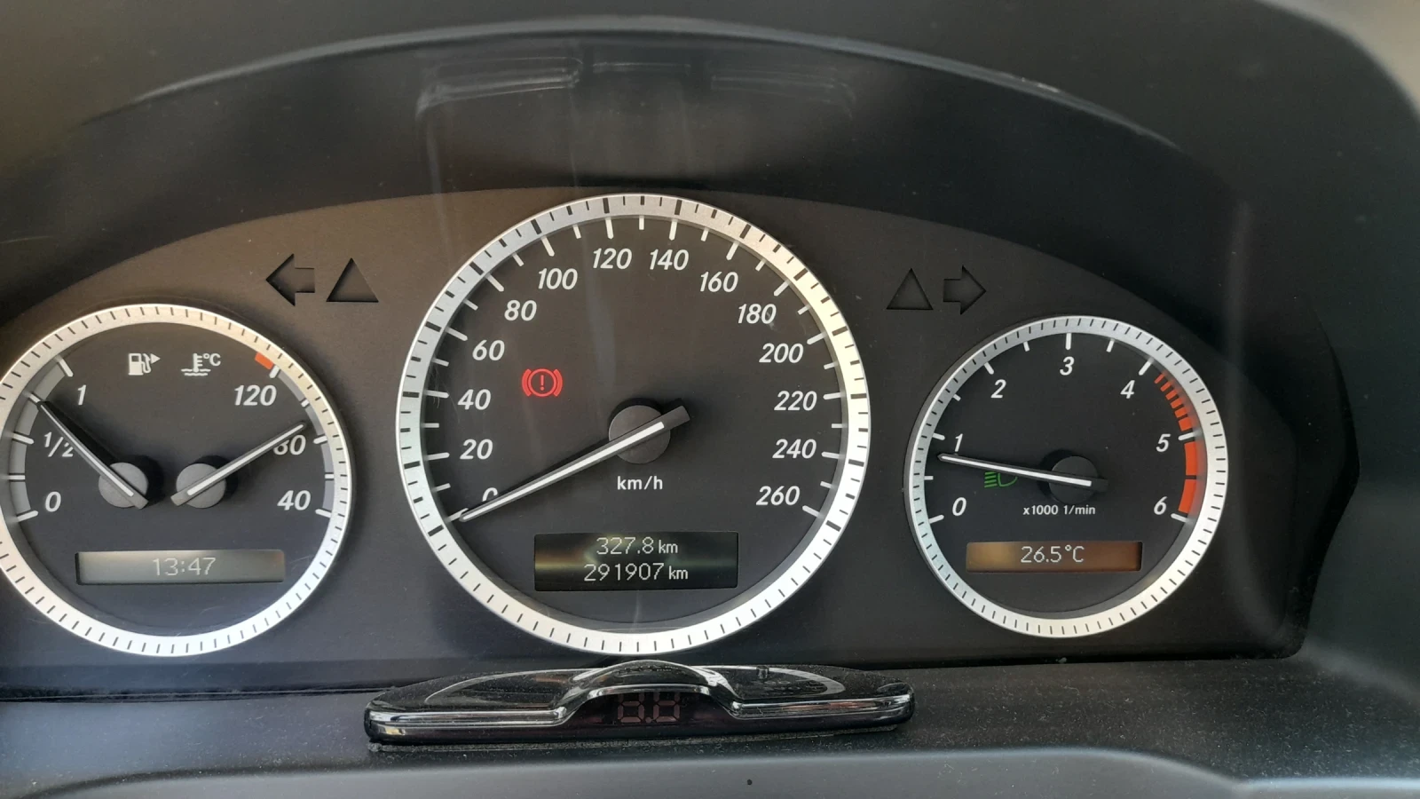 Mercedes-Benz C 200, снимка 16 - Автомобили и джипове - 53939884