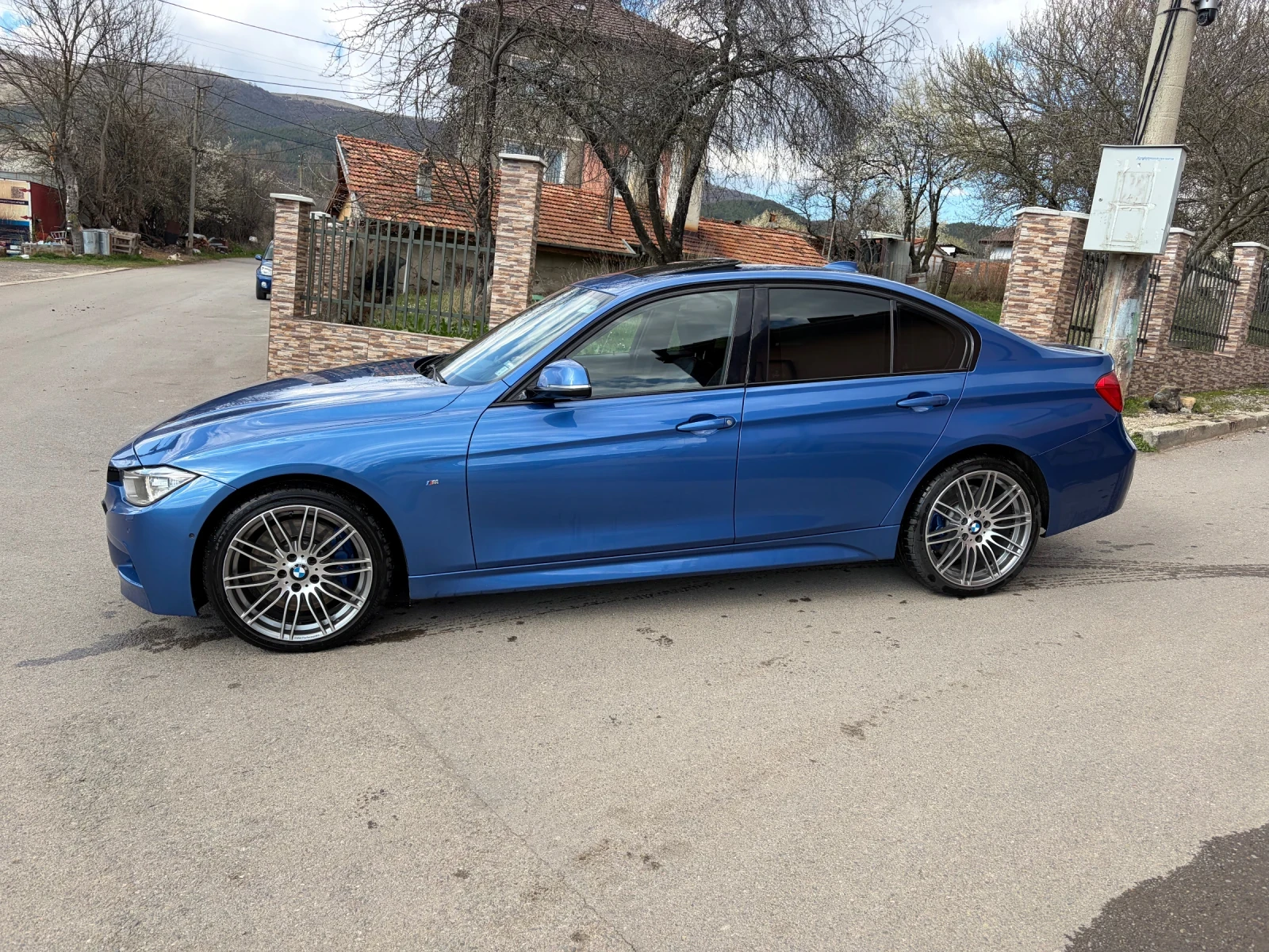BMW 335 Bmw 335 i xdrive, снимка 3 - Автомобили и джипове - 54149918
