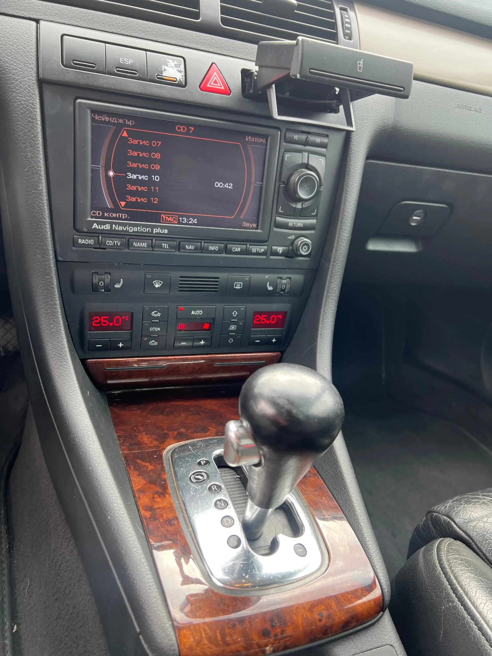 Audi A6 4.2i, снимка 14 - Автомобили и джипове - 54135501