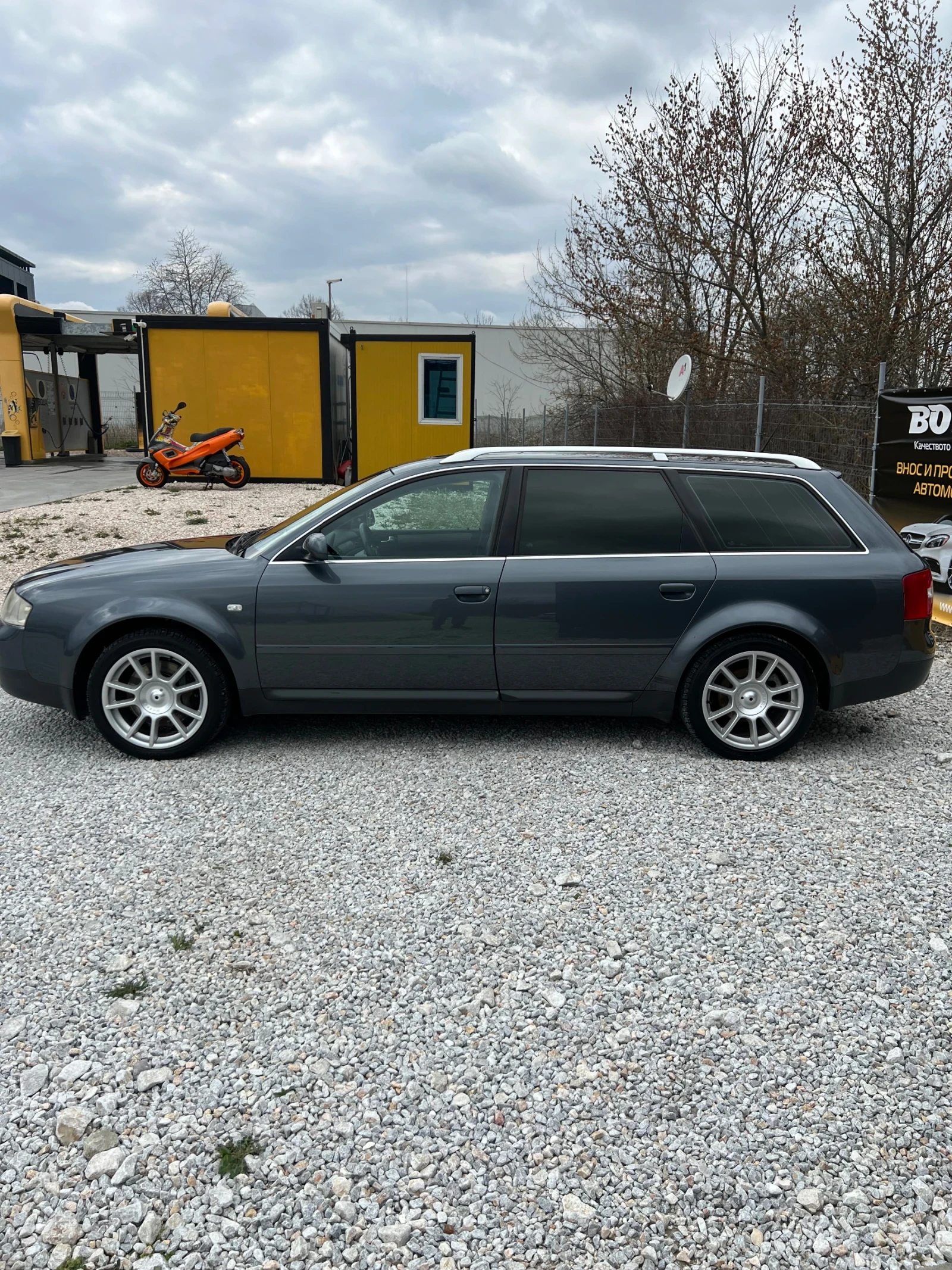 Audi A6 4.2i, снимка 4 - Автомобили и джипове - 54135501