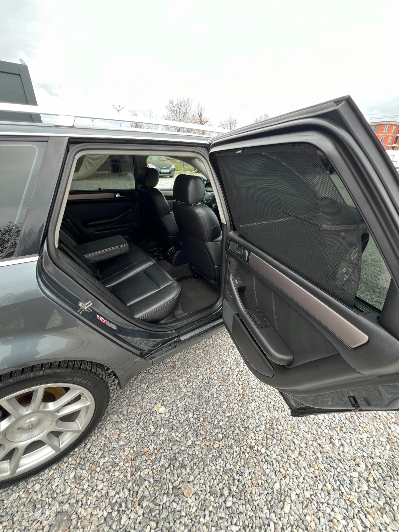 Audi A6 4.2i, снимка 5 - Автомобили и джипове - 54135501