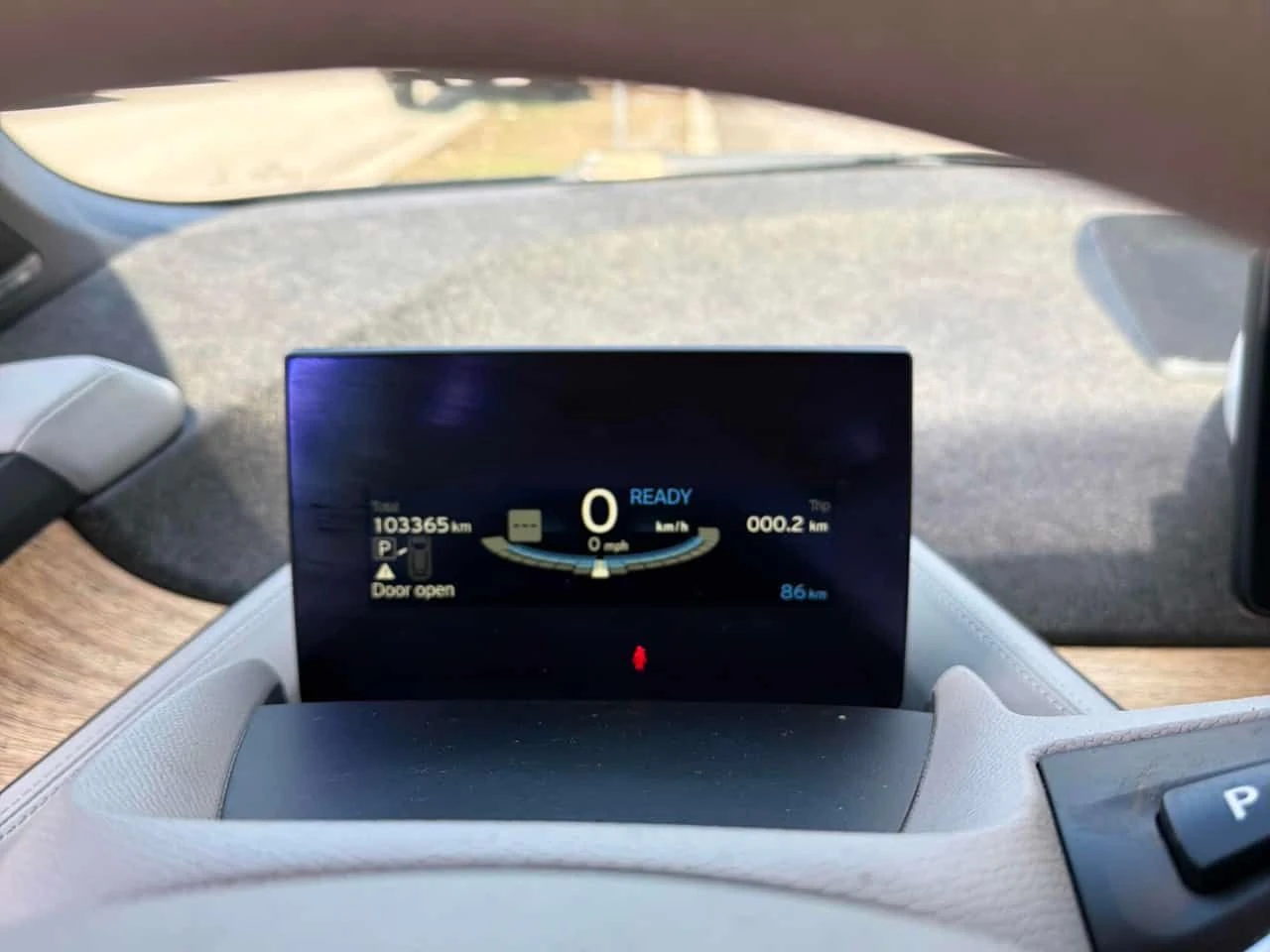 BMW i3 | CARFAX | БЕЗ УДАРИ| БЕЗ ПЪРВОНАЧАЛНА ВНОСКА, снимка 10 - Автомобили и джипове - 54229199