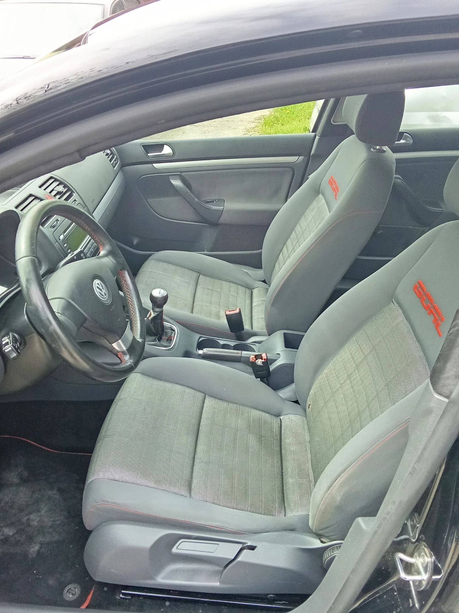 VW Golf 1.9TDI, снимка 13 - Автомобили и джипове - 54831646
