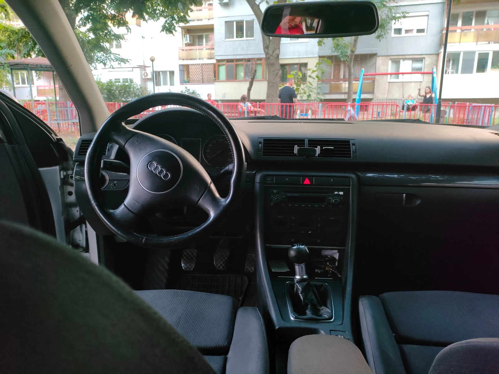 Audi A4 1.9TDI 131hp / S-Line / 6 скорости, снимка 4 - Автомобили и джипове - 54959507
