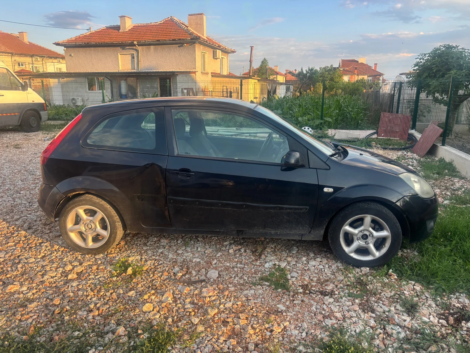 Ford Fiesta Газ бензин прехвърляне климатик, снимка 3 - Автомобили и джипове - 54996607