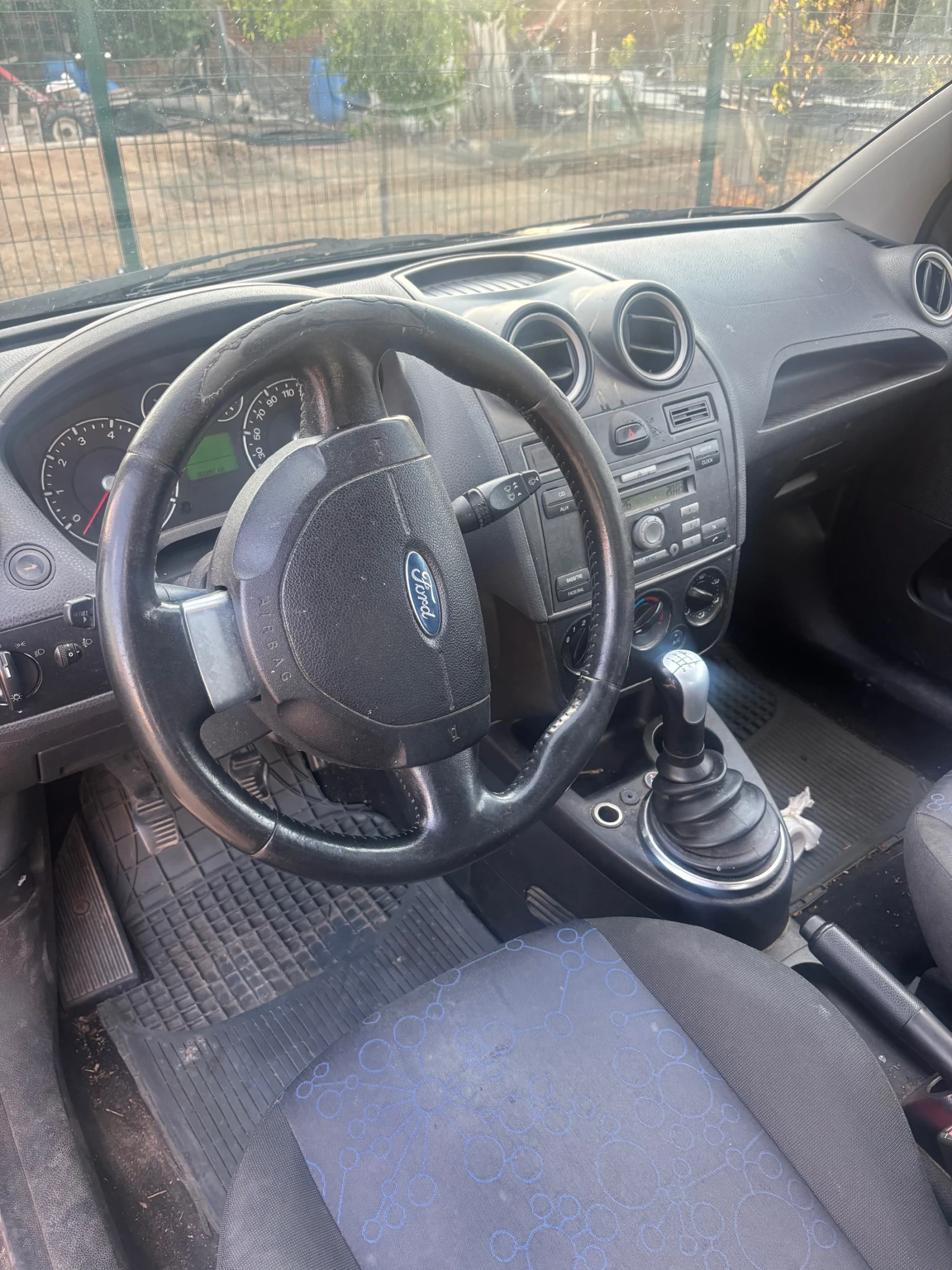 Ford Fiesta Газ бензин прехвърляне климатик, снимка 5 - Автомобили и джипове - 54996607