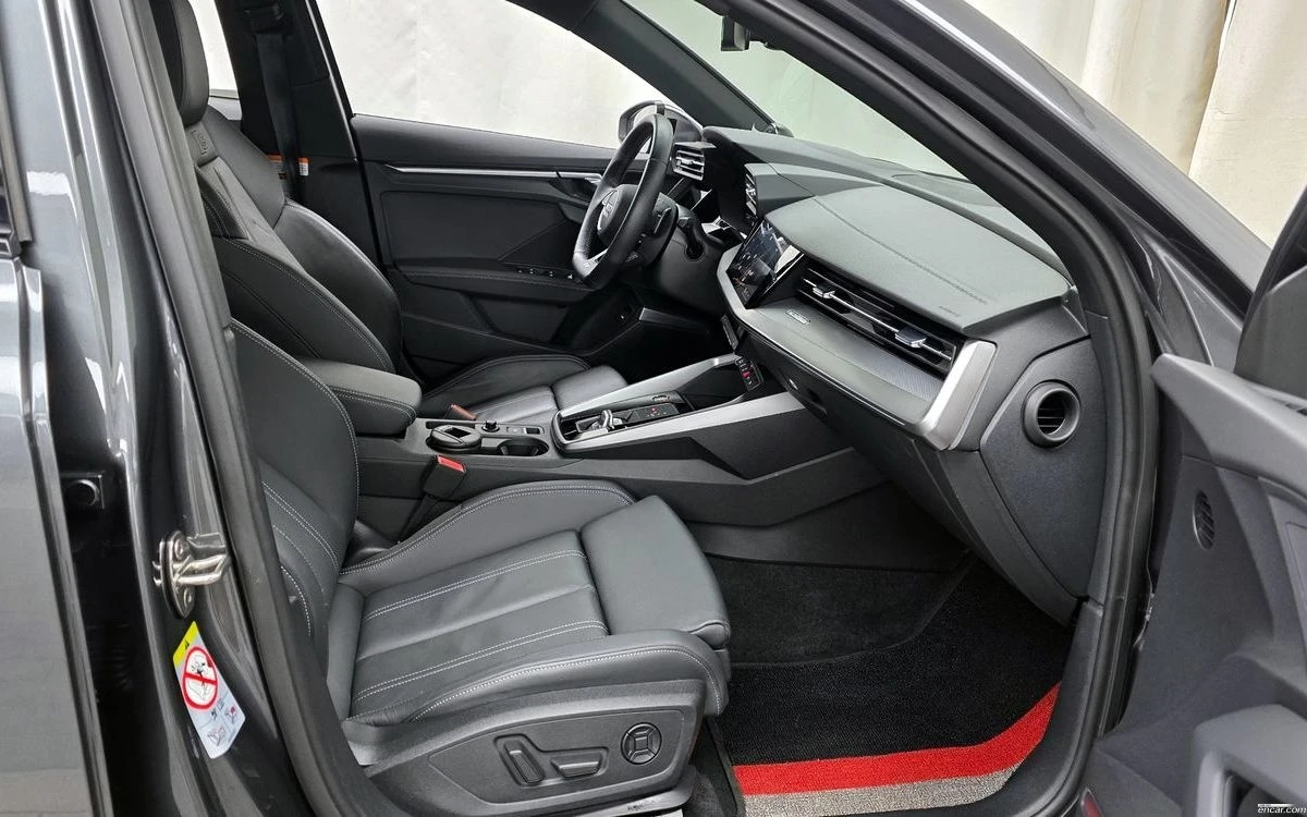 Audi S3 2.0TFSI/ПАНОРАМА/HEAD UP/DISTRONIC/, снимка 11 - Автомобили и джипове - 55244139