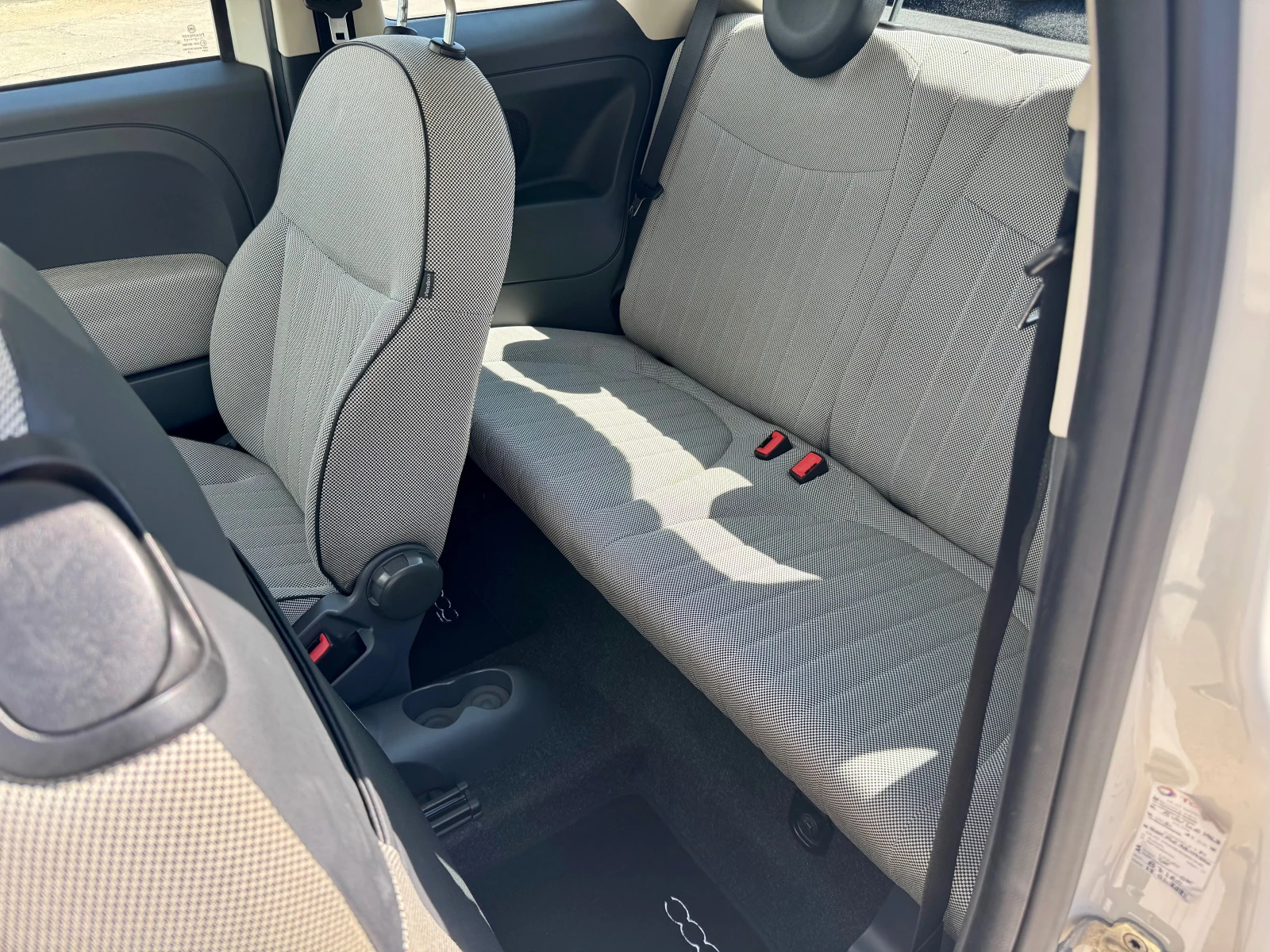 Fiat 500 LAUNGE АВТОМАТИК 103000км ПАНОРАМА ТОП-СЪСТОЯНИЕ, снимка 14 - Автомобили и джипове - 55446238