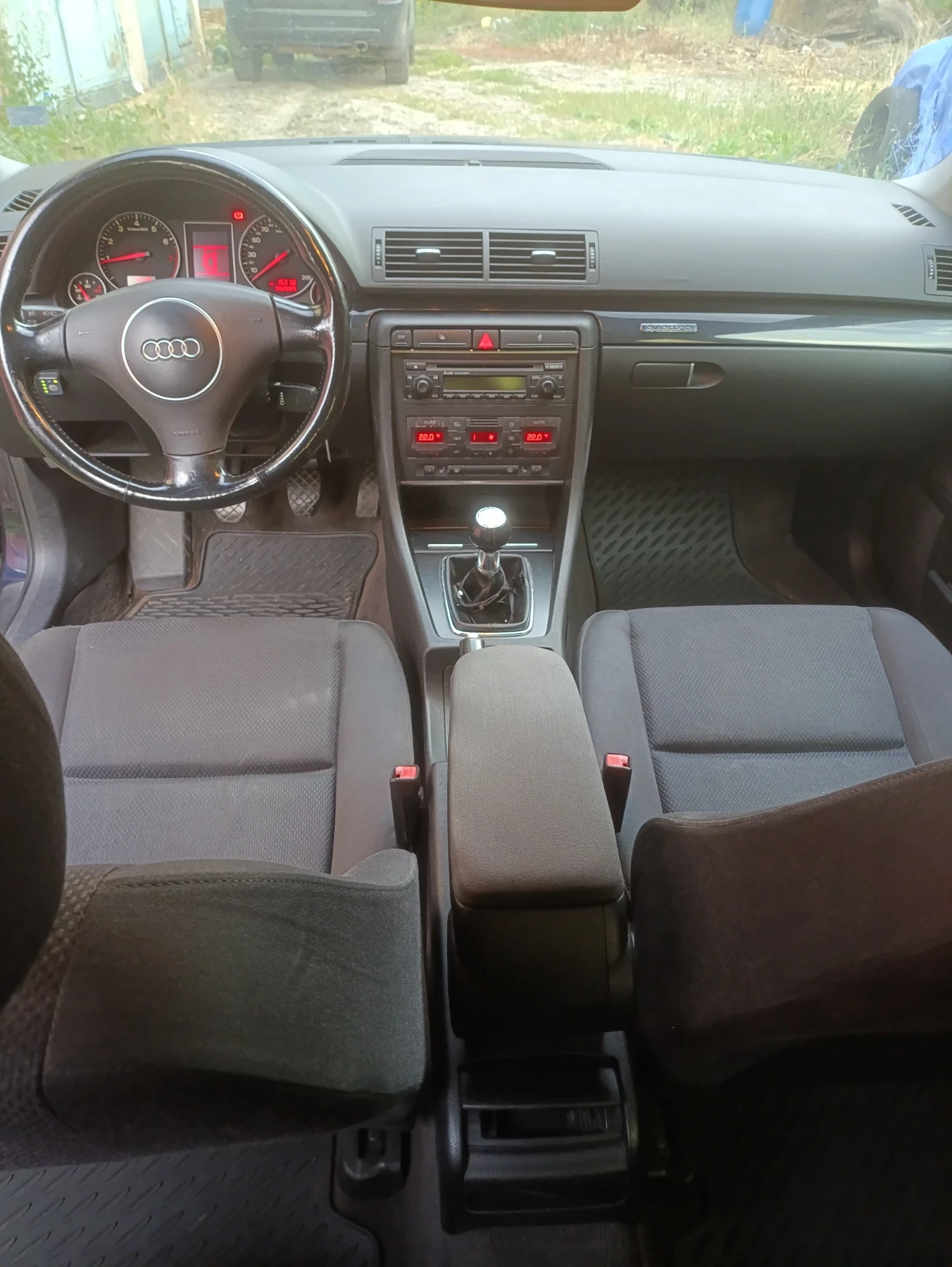 Audi A4  B6 Avant 1.8Т Quattro 4x4 ГАЗ, снимка 14 - Автомобили и джипове - 55599458
