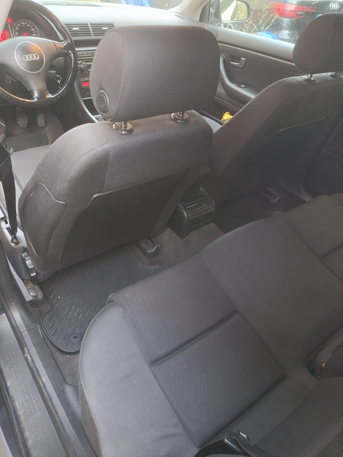 Audi A4  B6 Avant 1.8Т Quattro 4x4 ГАЗ, снимка 12 - Автомобили и джипове - 55599458