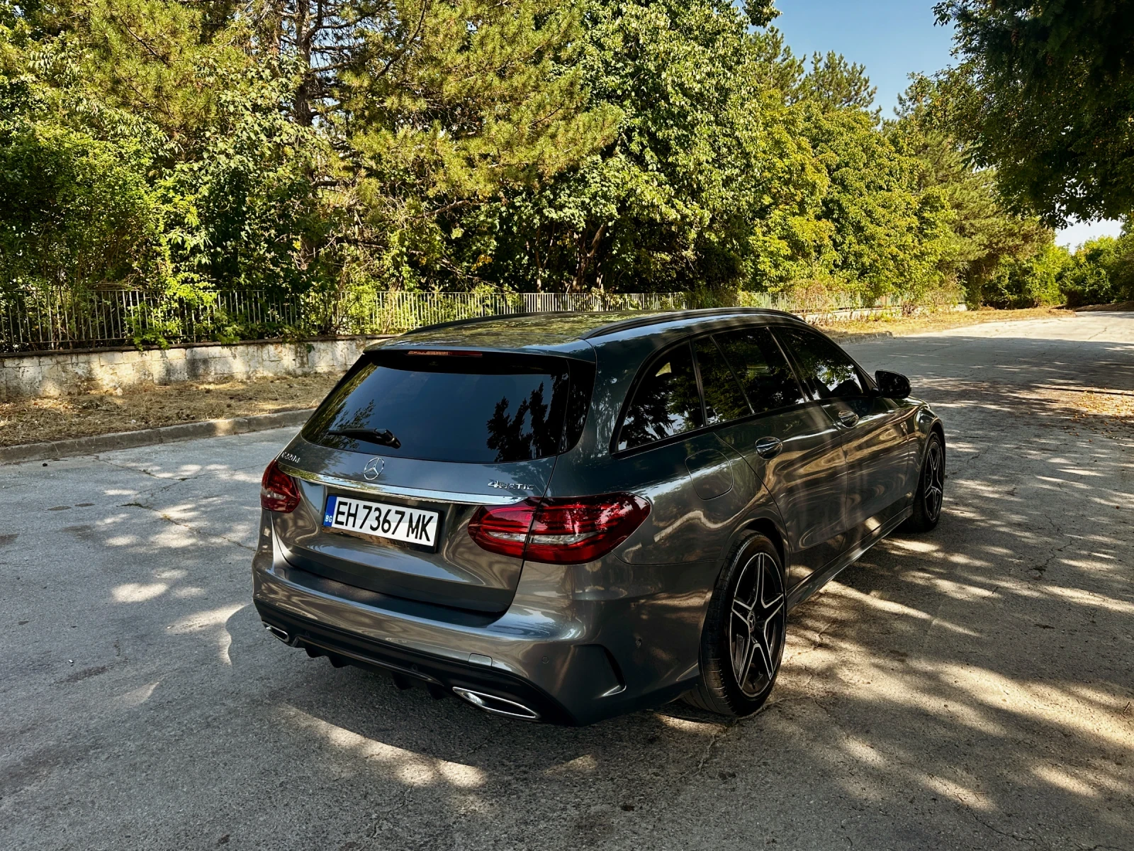 Mercedes-Benz C 220 DIGITAL/MEMORY/MULTIBEAM/AMBIENT, снимка 4 - Автомобили и джипове - 55779207