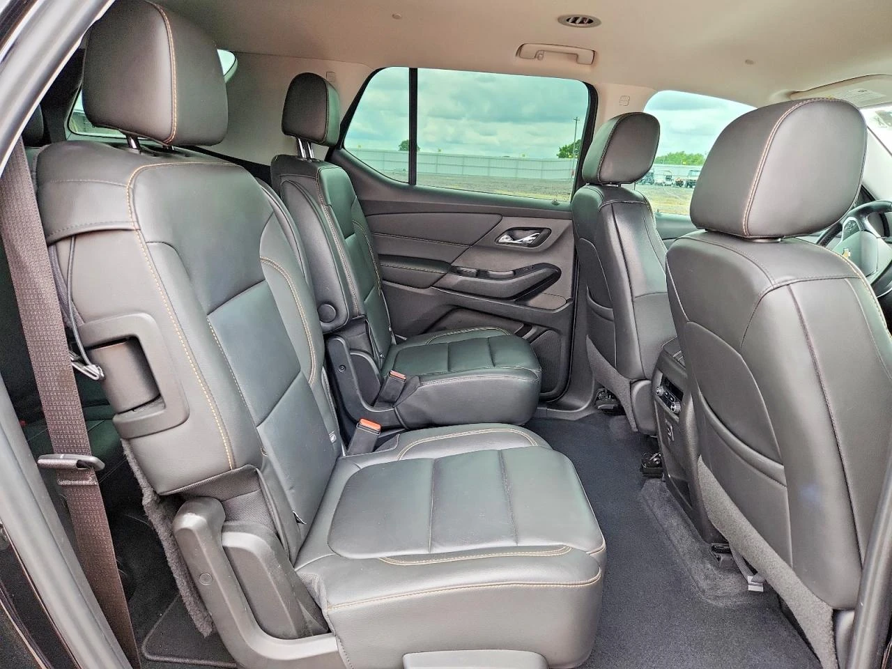 Chevrolet Traverse, снимка 11 - Автомобили и джипове - 56056253