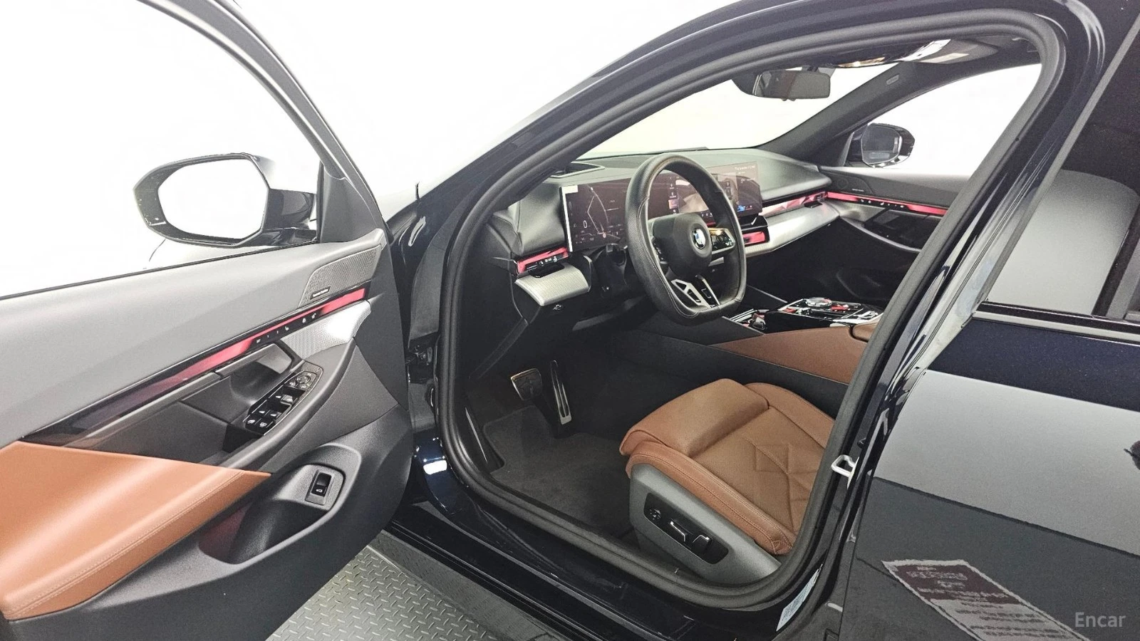 BMW 530 i - M PKG - ACC - HUD - ОБДУХ - ПОДГРЕВИ - 360, снимка 10 - Автомобили и джипове - 56311648