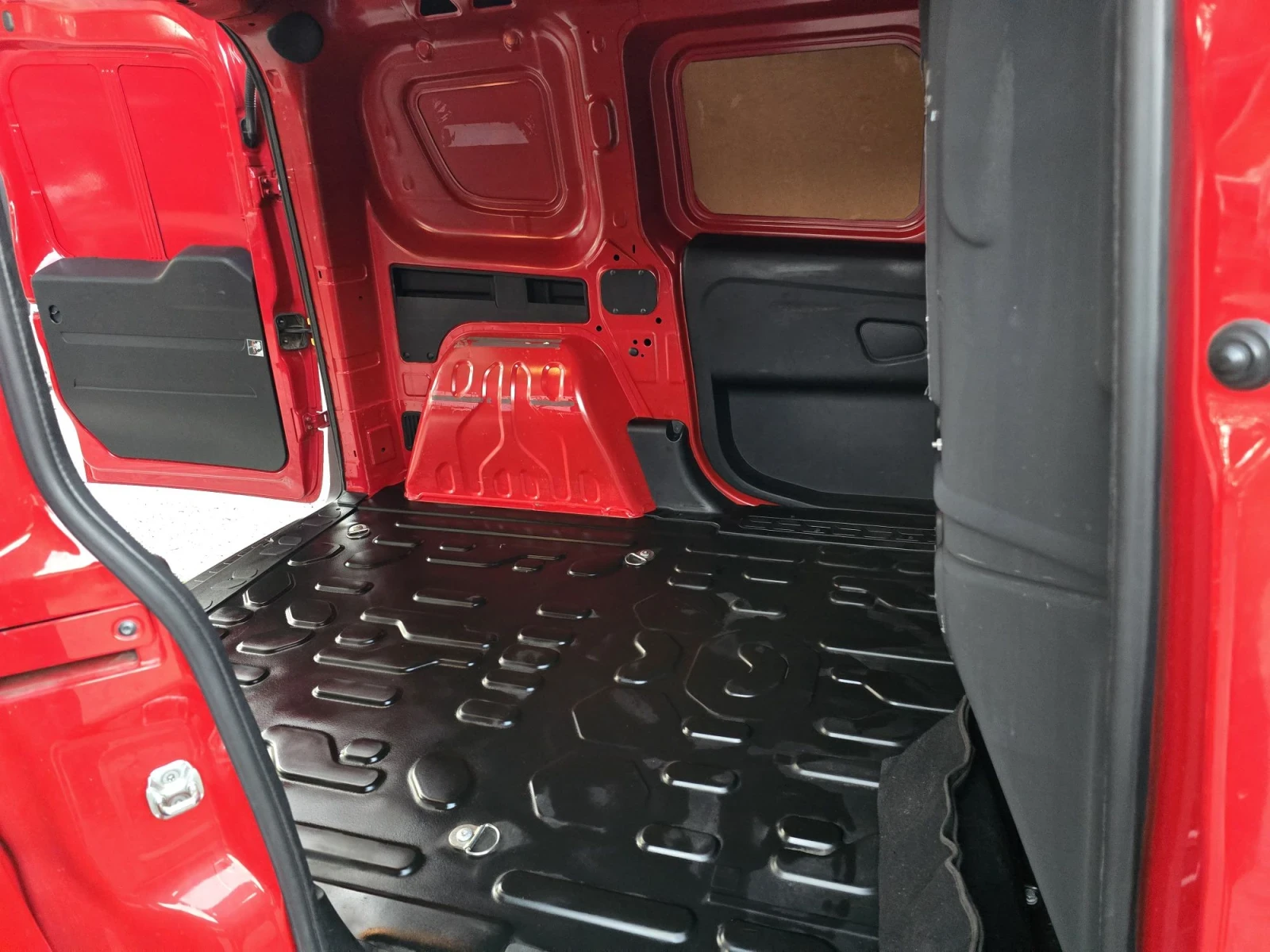 Opel Combo 1.4TURBO EURO6, снимка 9 - Автомобили и джипове - 56364470