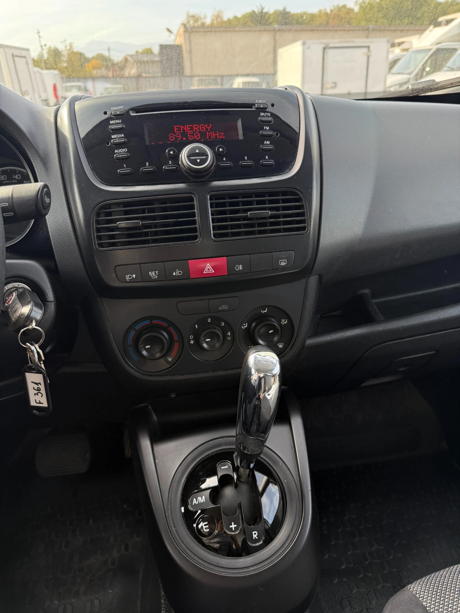 Fiat Doblo 1, 3 multijet, снимка 10 - Автомобили и джипове - 56406909