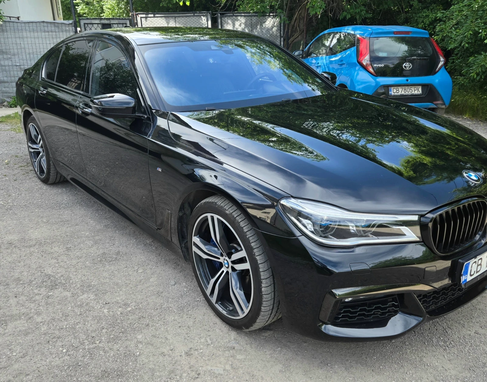 BMW 750 M/ 360/ Head up/ Bowers  /Soft/X drive/ laser