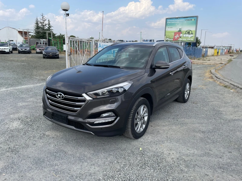 Hyundai Tucson 2.0 AUT. NAVI ШВЕЙЦАРИЯ, снимка 1 - Автомобили и джипове - 47147211