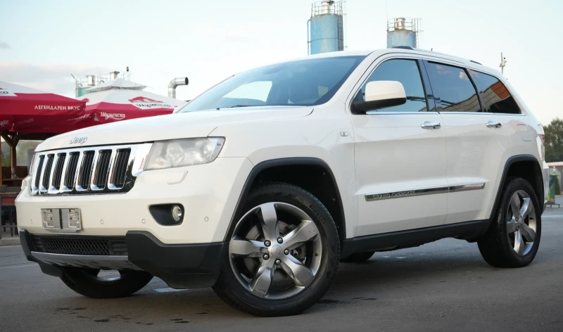 Jeep Grand cherokee 3.0 LIMITED 4x4, снимка 1 - Автомобили и джипове - 47374535