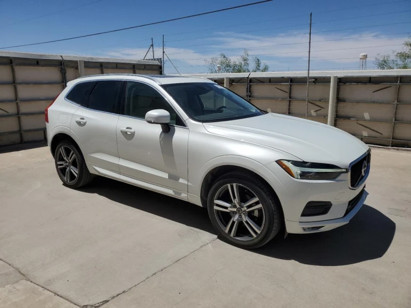 Volvo XC60 T5 Momentum, снимка 4 - Автомобили и джипове - 48372027