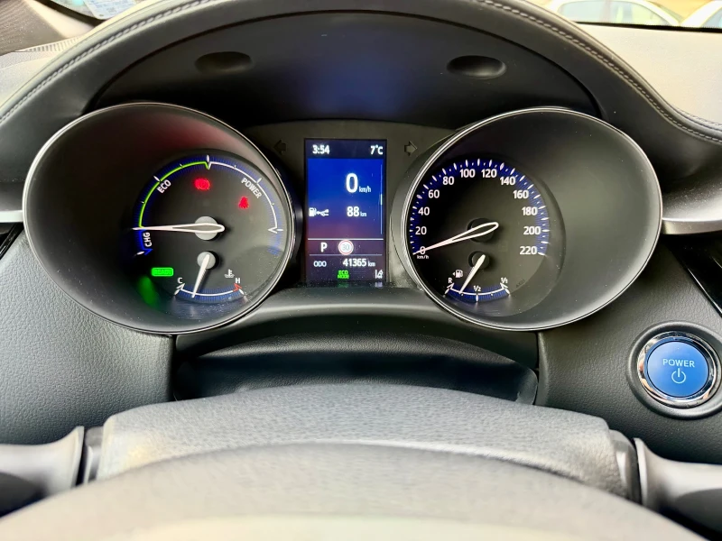 Toyota C-HR Bi Tone, снимка 7 - Автомобили и джипове - 52640941