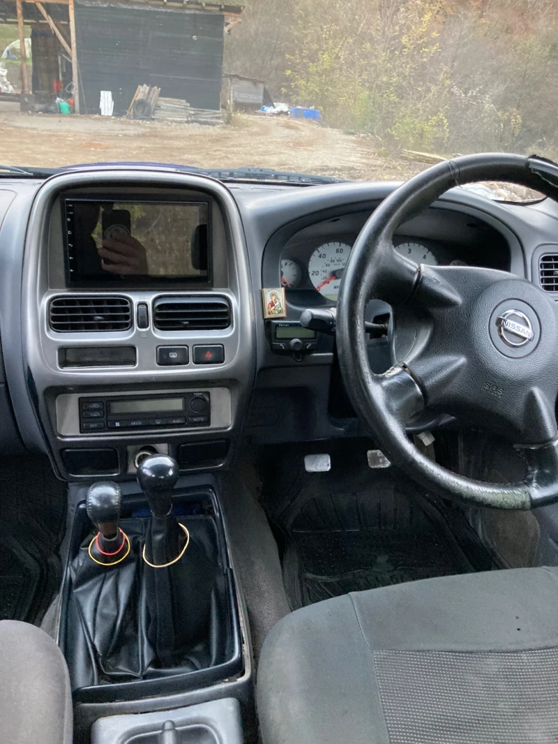 Nissan Navara, снимка 9 - Автомобили и джипове - 52716607