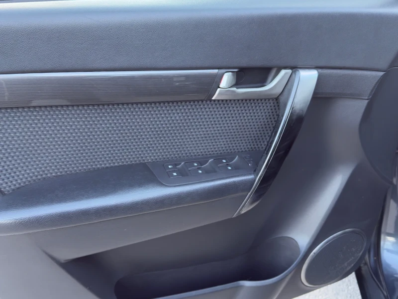 Chevrolet Captiva 2.2 dizel, снимка 7 - Автомобили и джипове - 53000907