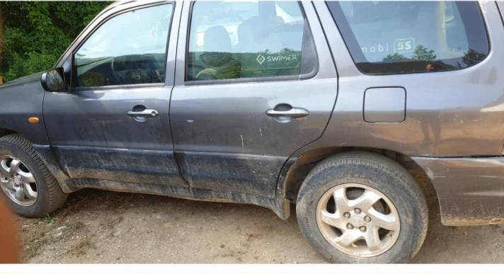 Mazda Tribute 2.0i 124к.с.4x4 - изображение 3