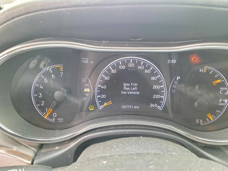 Jeep Cherokee, снимка 8 - Автомобили и джипове - 54694878