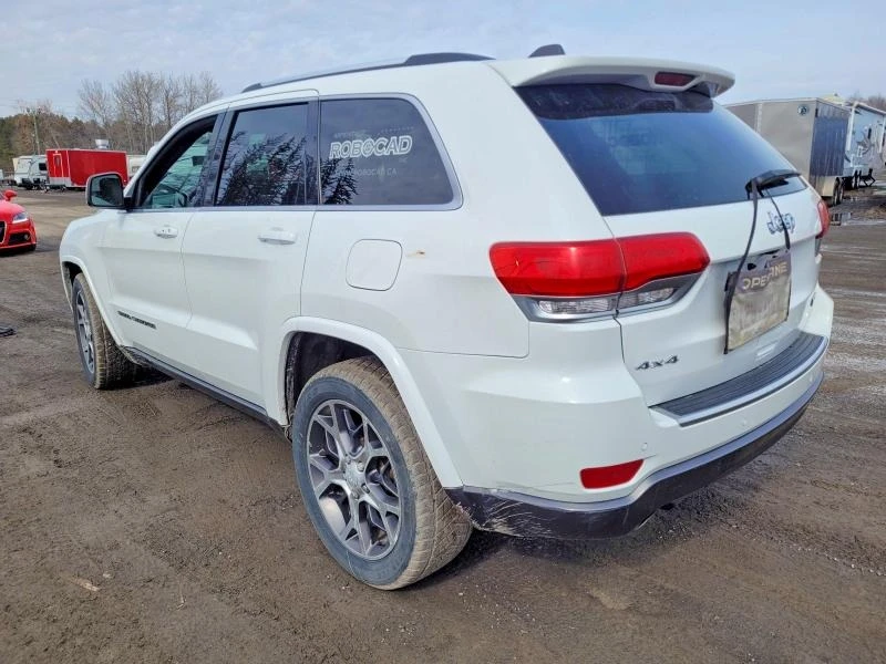 Jeep Cherokee, снимка 3 - Автомобили и джипове - 54694878