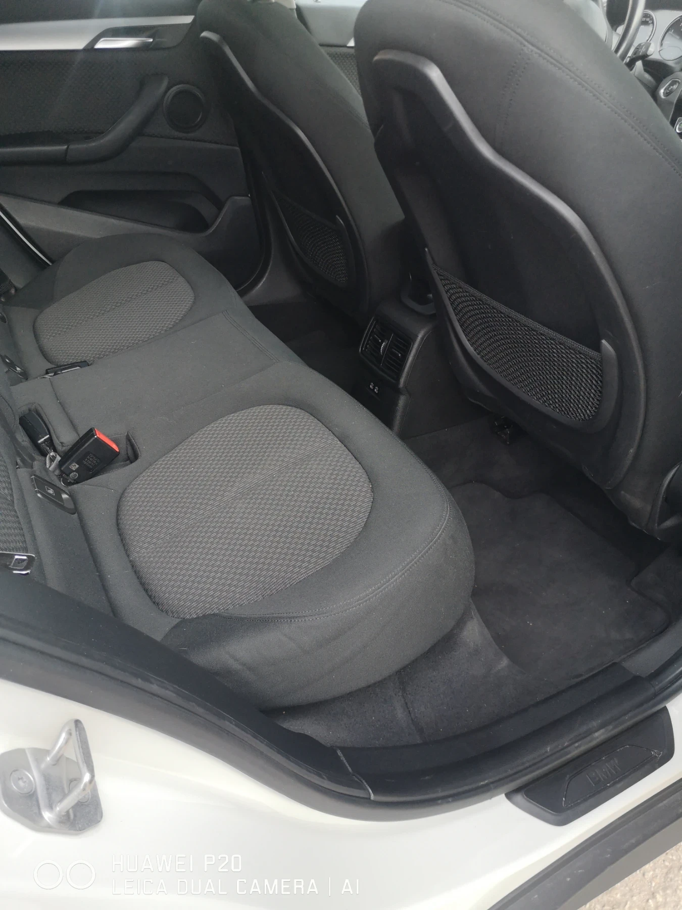 BMW X1 2.0 190     | Mobile.bg   11