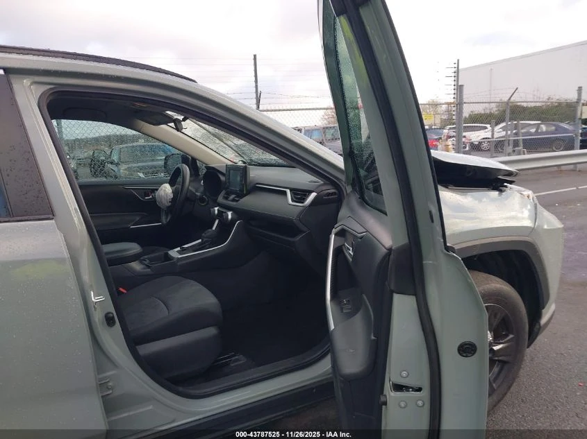 Toyota Rav4 2.5L I-4 DI, DOHC, VVT, 203HP Front Wheel Drive | Mobile.bg � ����������� 10
