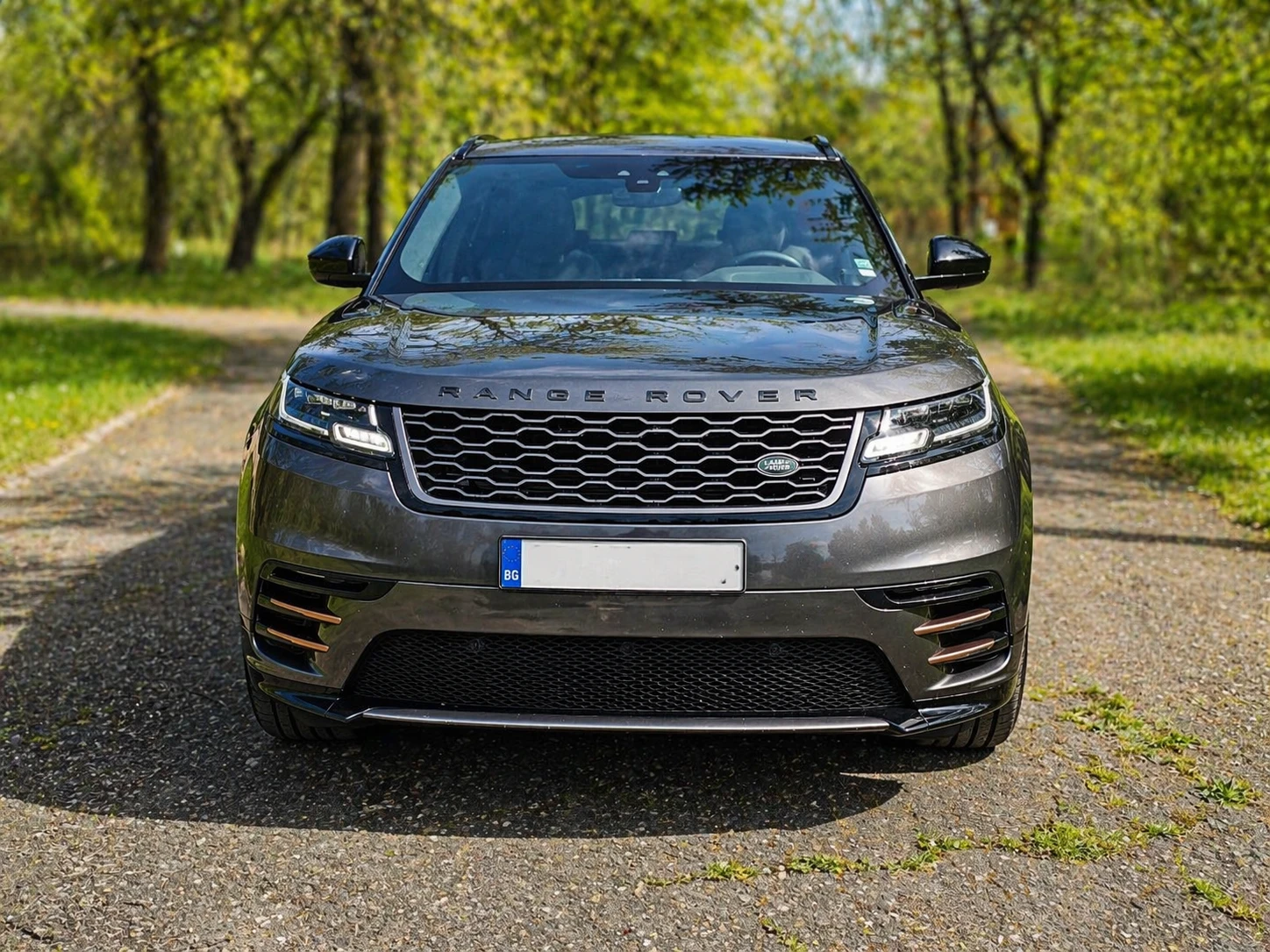 Land Rover Range Rover Velar 2.0D, снимка 3 - Автомобили и джипове - 54312578