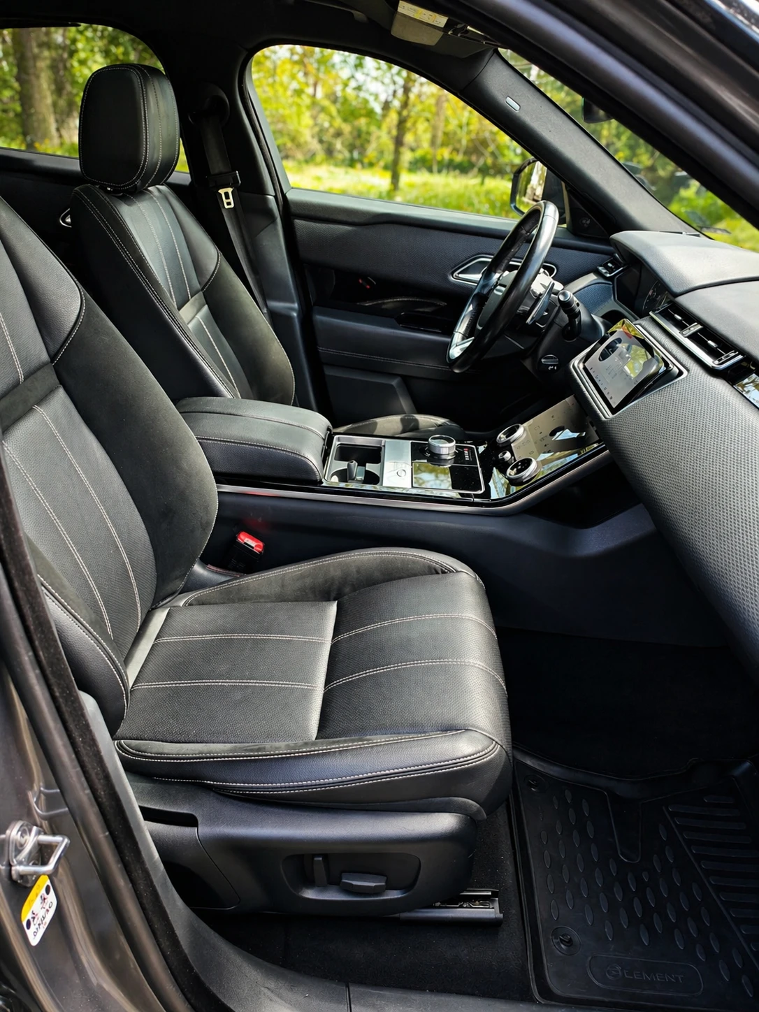 Land Rover Range Rover Velar 2.0D, снимка 8 - Автомобили и джипове - 54312578