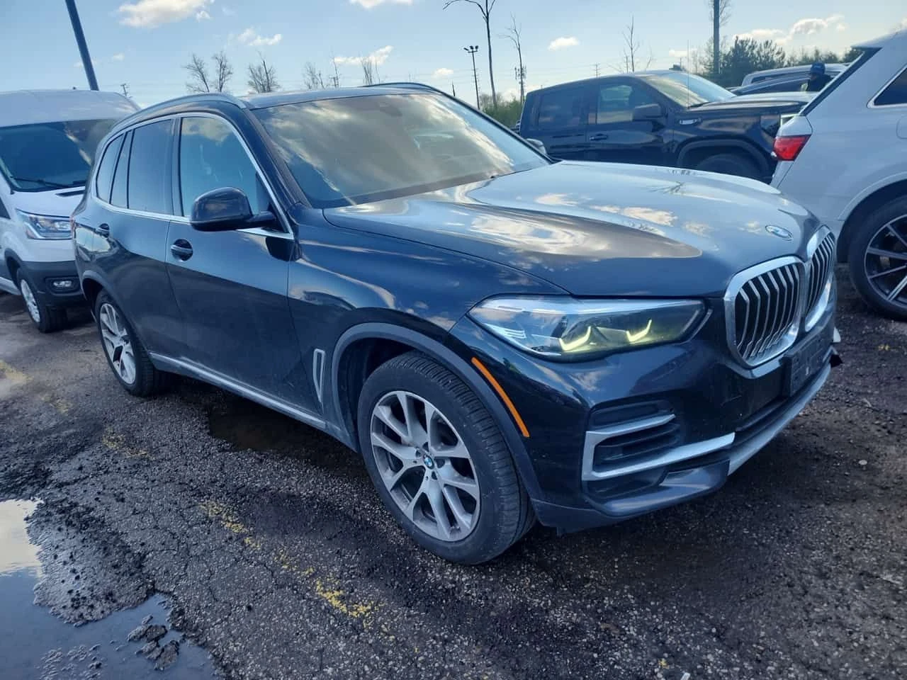 BMW X5 * XDRIVE40I * ОБДУХВАНЕ* H/K* PANO* 2 КЛЮЧА , снимка 2 - Автомобили и джипове - 54480121