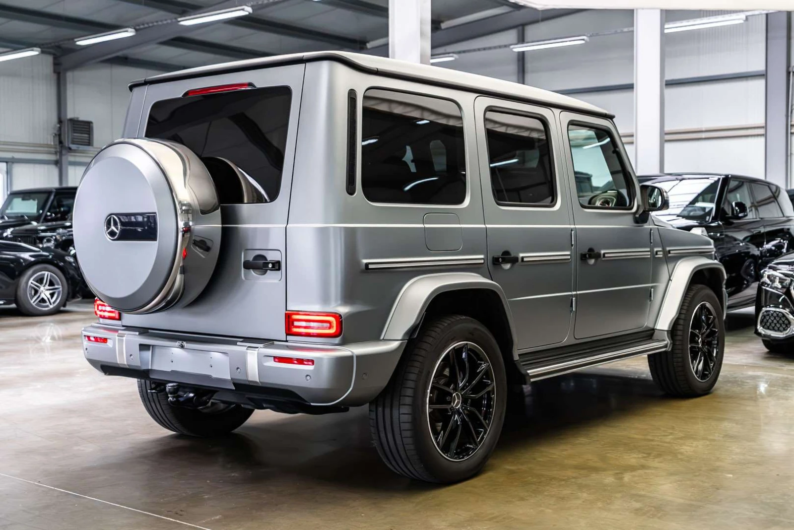 Mercedes-Benz G 450 FACELIFT* TECHNIK PAKET* AMG LINE* BURMESTER* , снимка 7 - Автомобили и джипове - 55964007
