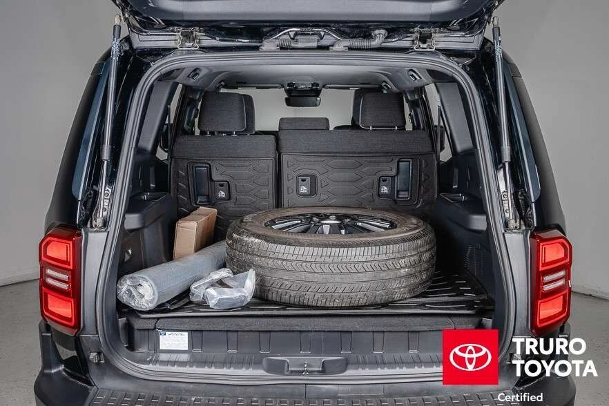 Toyota Land cruiser, снимка 9 - Автомобили и джипове - 55983944