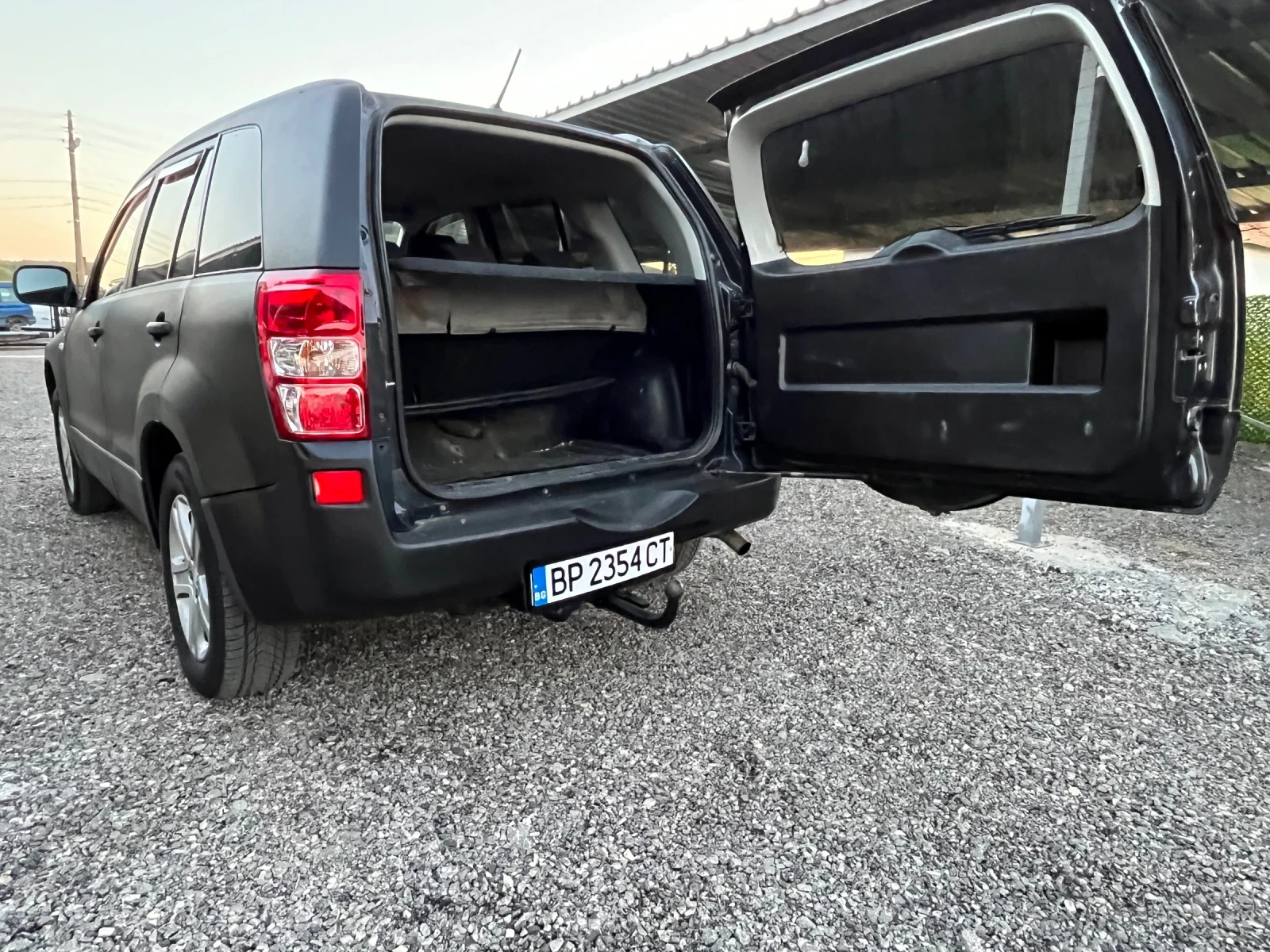 Suzuki Grand vitara 1.9 129кс, снимка 9 - Автомобили и джипове - 56011743