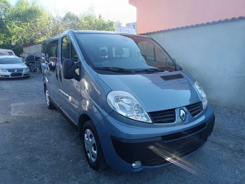 Renault Trafic 2.0 DCI 115k.c 8+ 1, снимка 2 - Бусове и автобуси - 51606151