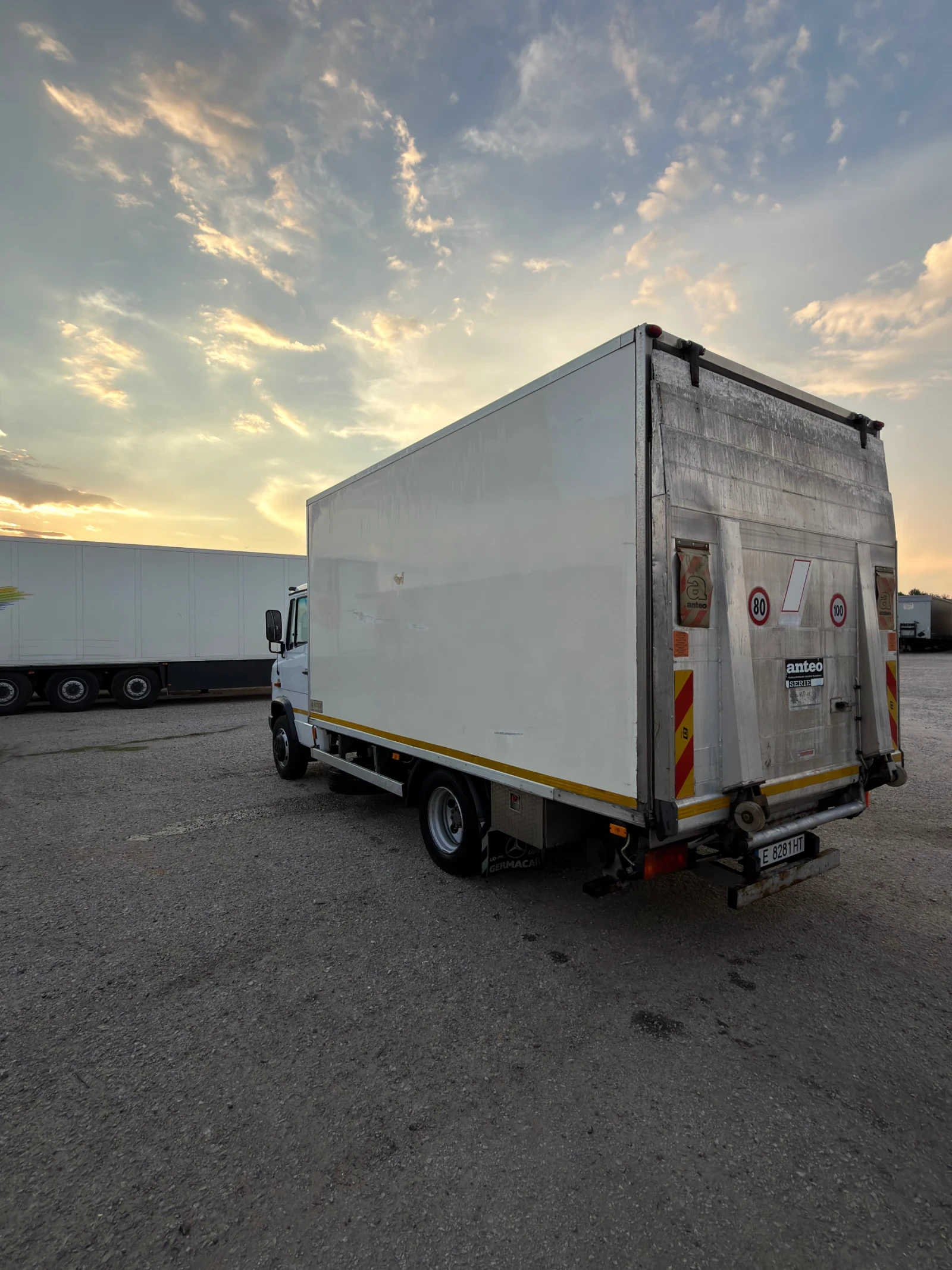 Mercedes-Benz 815 ХЛАДИЛЕН, снимка 5 - Камиони - 55063966