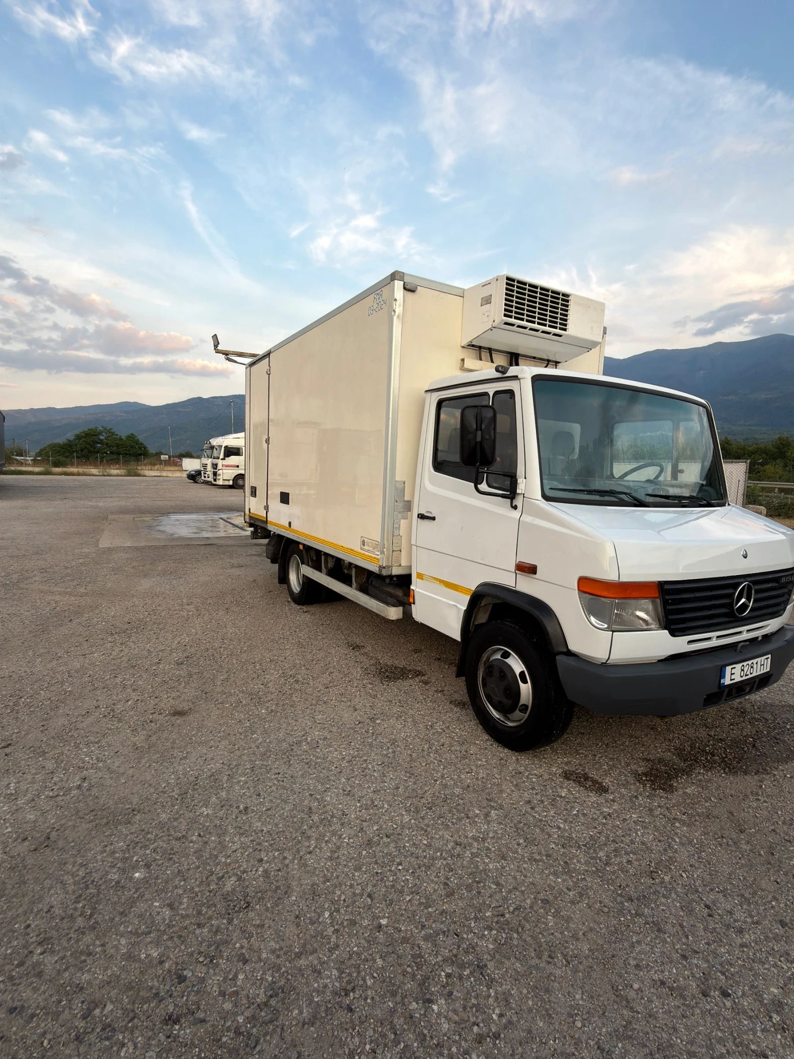Mercedes-Benz 815 ХЛАДИЛЕН, снимка 3 - Камиони - 55063966