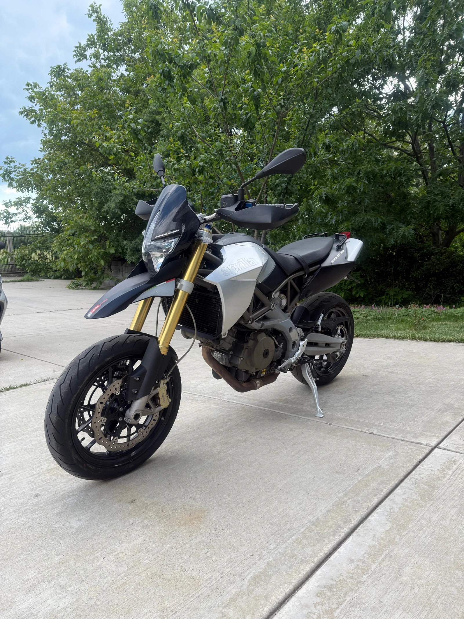 Aprilia Dorsoduro 750 - изображение 4