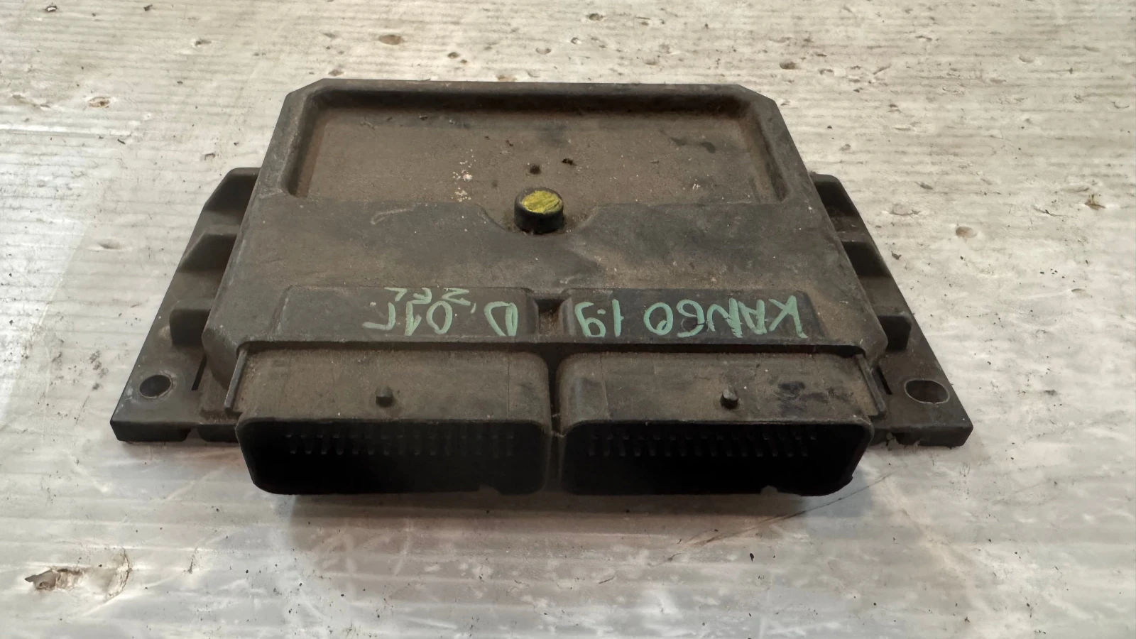    / ECU /    Renault Kangoo - 8200150542 / 7700111549 / R0401003 | Mobile.bg   1