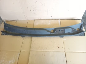 Кора под предни чистачки Опел Инсигния 