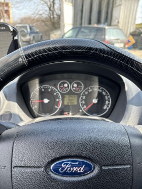 Ford Fiesta, снимка 7 - Автомобили и джипове - 44624644