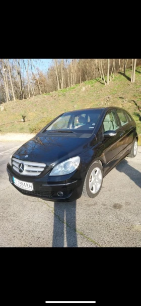     Mercedes-Benz B 200