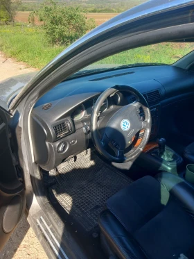 VW Passat 1.9TDI 131кс - 1600 € / 3129.33 лв. - 85876586 8