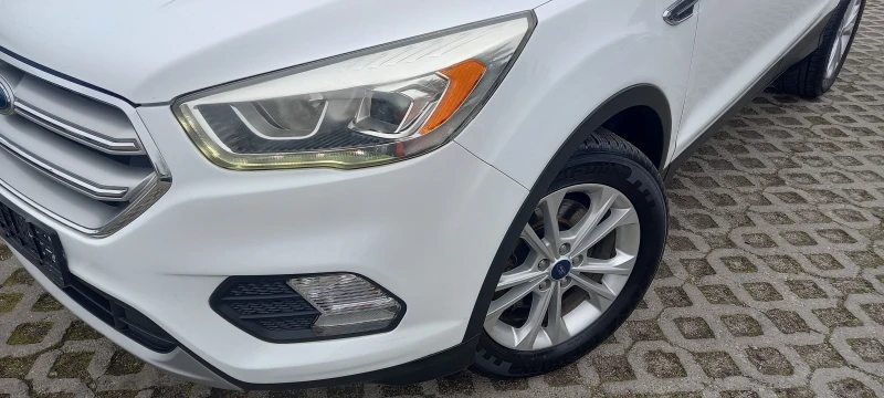 Ford Kuga TITANIUM ИЗКЛЮЧИТЕЛНА СЕРВИ КНИЖК УНИКТ ОБСЛУЖ ЛЕД, снимка 3 - Автомобили и джипове - 17274949