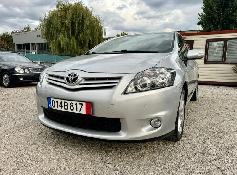 Toyota Auris 1.8i ТОП СЪСТОЯНИЕ !!!, снимка 1 - Автомобили и джипове - 47362246